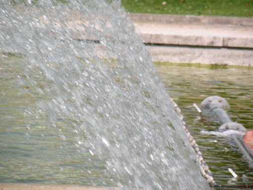  eau jaillissante